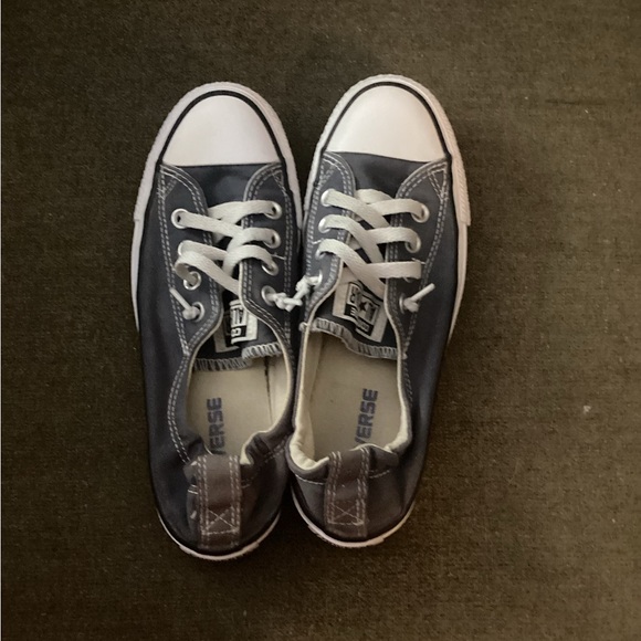 Converse low top 😊 - Picture 1 of 4